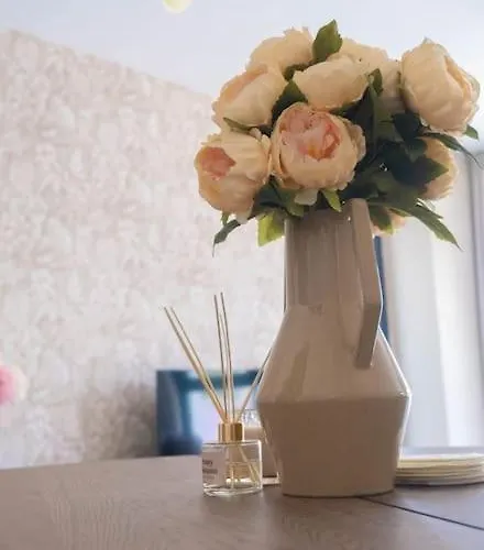 Апартаменты Flower Gardens Estepona, Close To Historic Centre