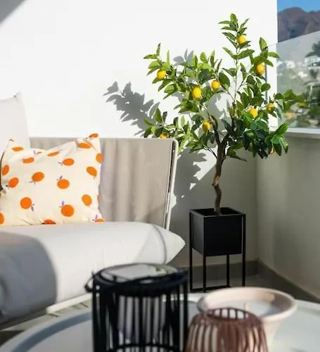 Апартаменты Flower Gardens Estepona, Close To Historic Centre Эстепона