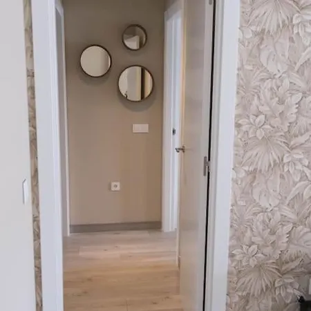 Flower Gardens Estepona, Close To Historic Centre דירה