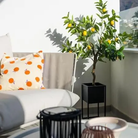 דירה Flower Gardens Estepona, Close To Historic Centre אסטפונה