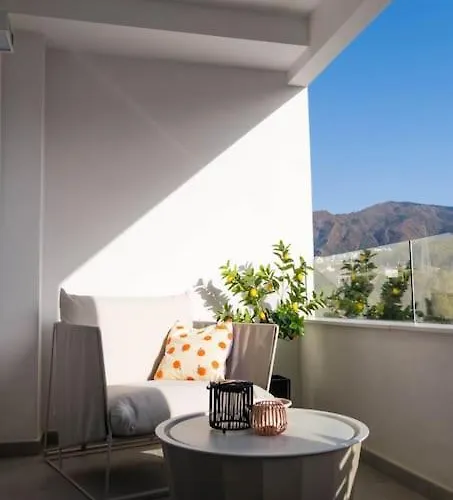 Flower Gardens Estepona, Close To Historic Centre *