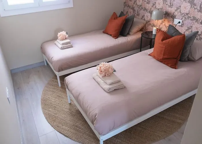 Flower Gardens Estepona, Close To Historic Centre Apartman Estepona