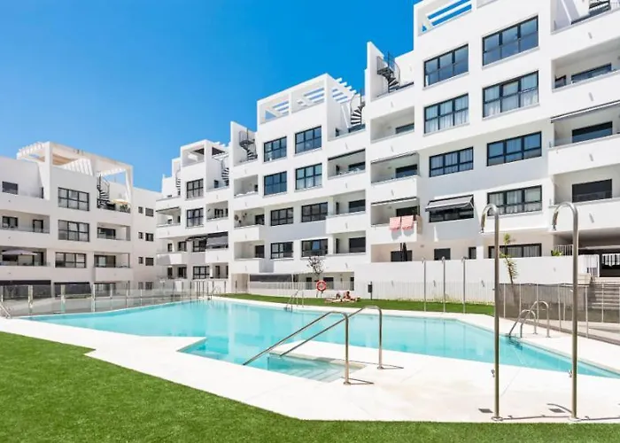 Flower Gardens Estepona, Close To Historic Centre Apartman *